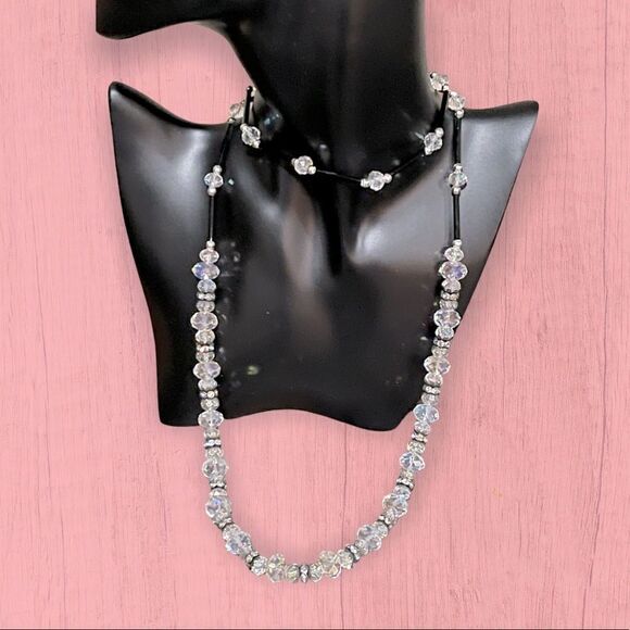 Long Bead and Crystal Necklace - Picture 1 of 3